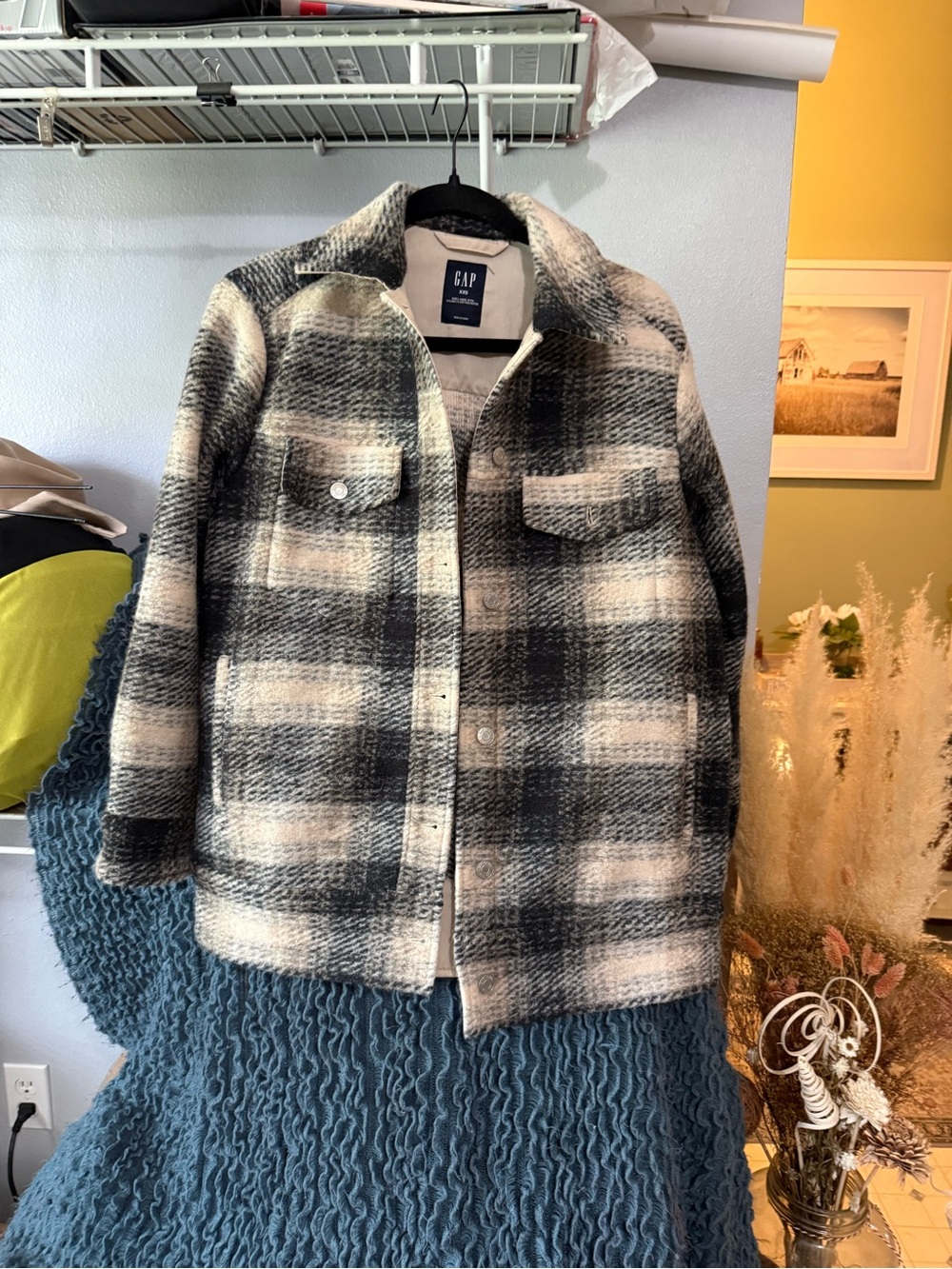 GAP Women's Black & Cream Plaid Shacket Jacket